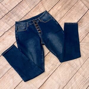 NWOT Button Fly Skinny Jeans